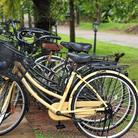 Baan Klong Resort Damnoen Saduak Esterno foto