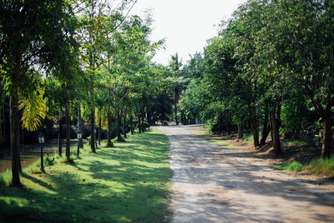 Baan Klong Resort Damnoen Saduak Esterno foto