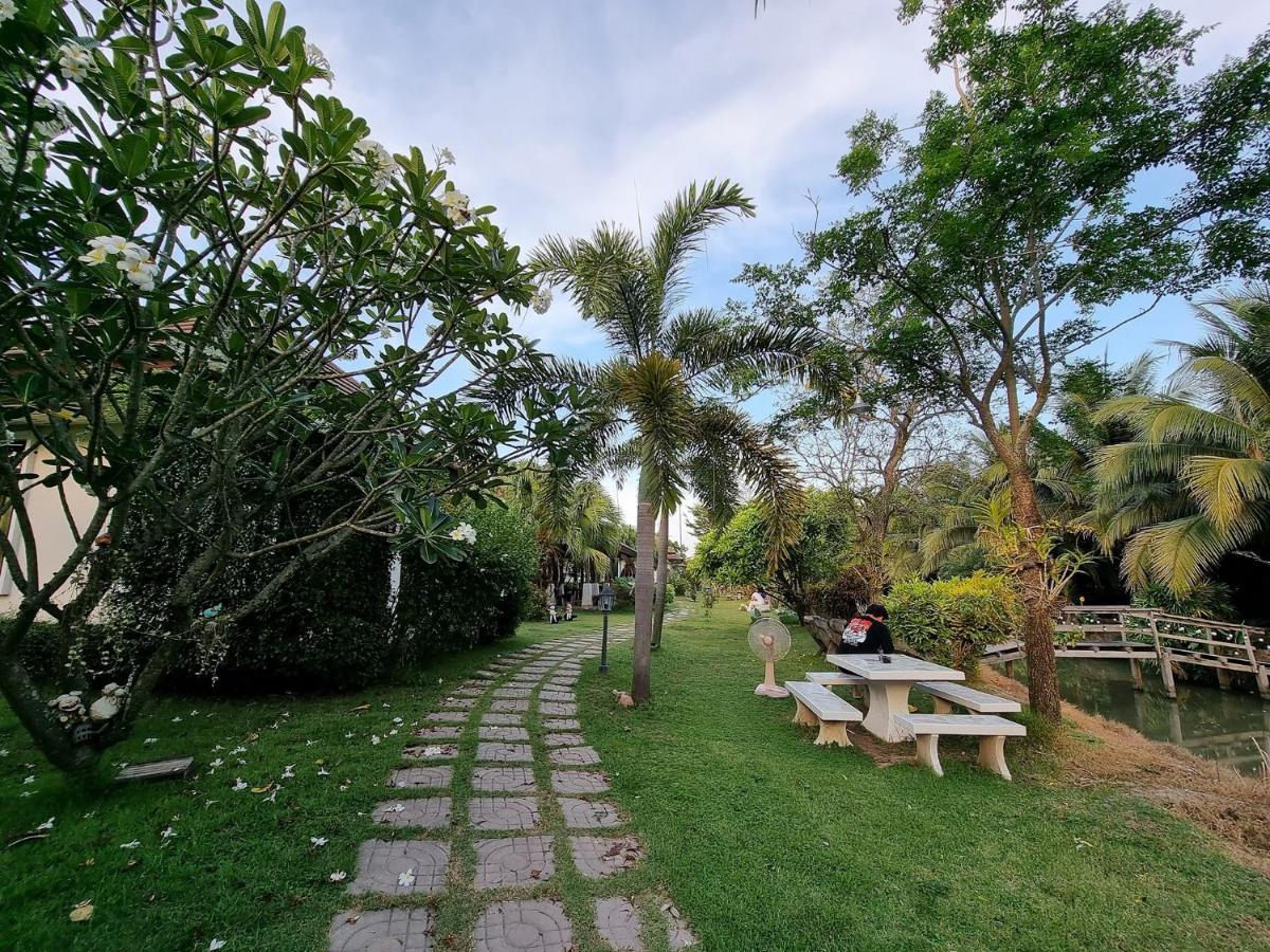 Baan Klong Resort Damnoen Saduak Esterno foto